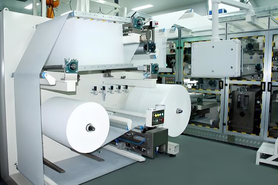Ligne de production à haute vitesse pour l'élimination de l'humidité urinaire