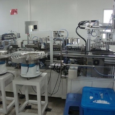 Chaîne de production jetable de seringue d'usine