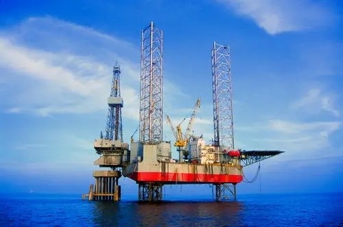 plateforme d'exploitation de champs pétrolifères offshore de la société ZX