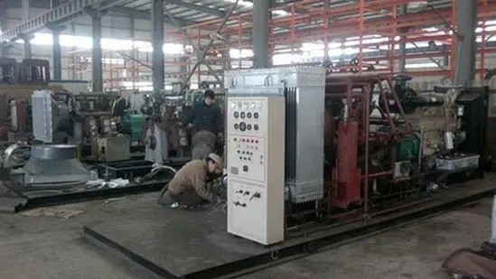 Usine professionnelle de fabrication de bouteilles en verre dotée d'une technologie de pointe