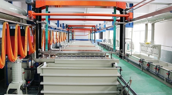 Ligne de production de galvanisation d'oxydation de l'aluminium et de galvanisation d'électroplatage d'argent plaqué or